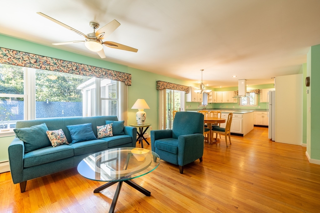 11 Sullivan Rd