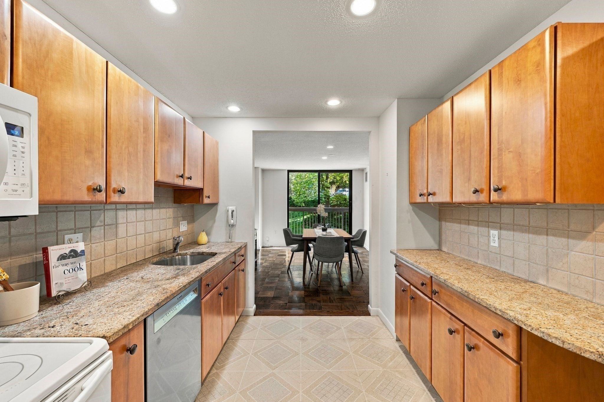 40 Village Rd #311, Middleton, MA Photo #12