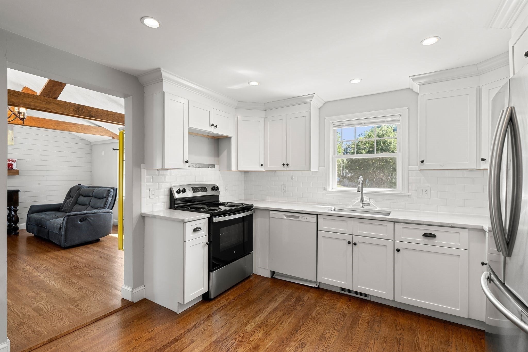 106 Lynnfield St, Peabody, MA, 106 Lynnfield St, Peabody, MA Photo #4