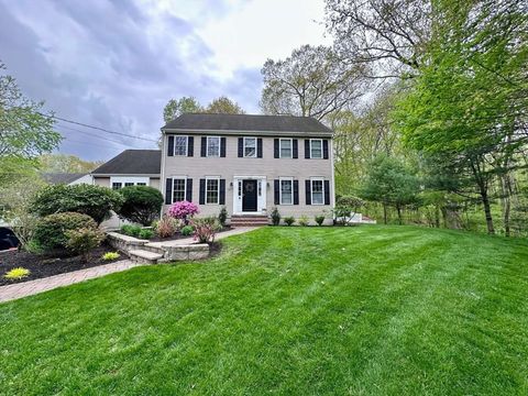 51 Magnolia Dr North Attleboro MA 02760