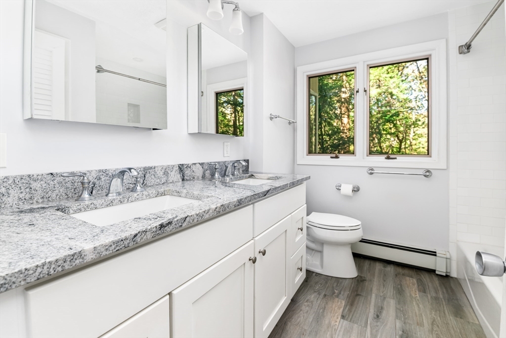 Sherborn, Massachusetts 01770, United States, 4 Bedrooms Bedrooms, ,3 BathroomsBathrooms,Residential,Active,223974