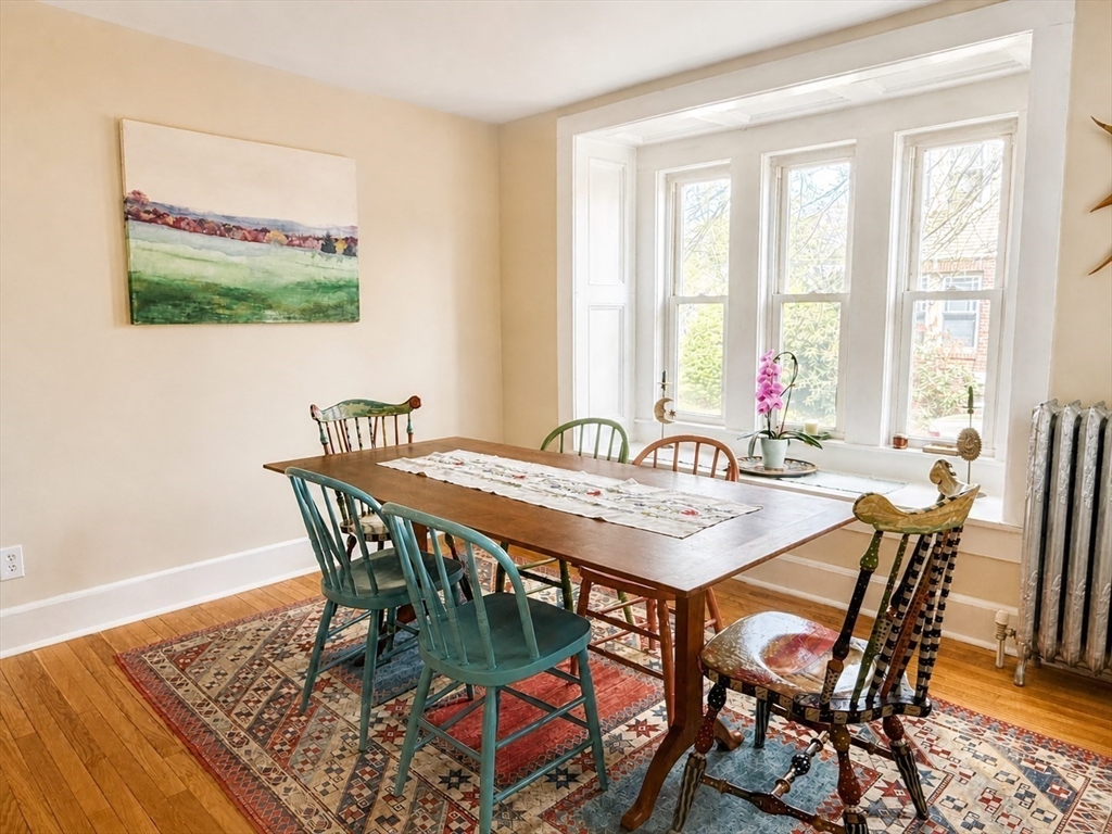27 Holyoke St, Easthampton, MA Photo #14