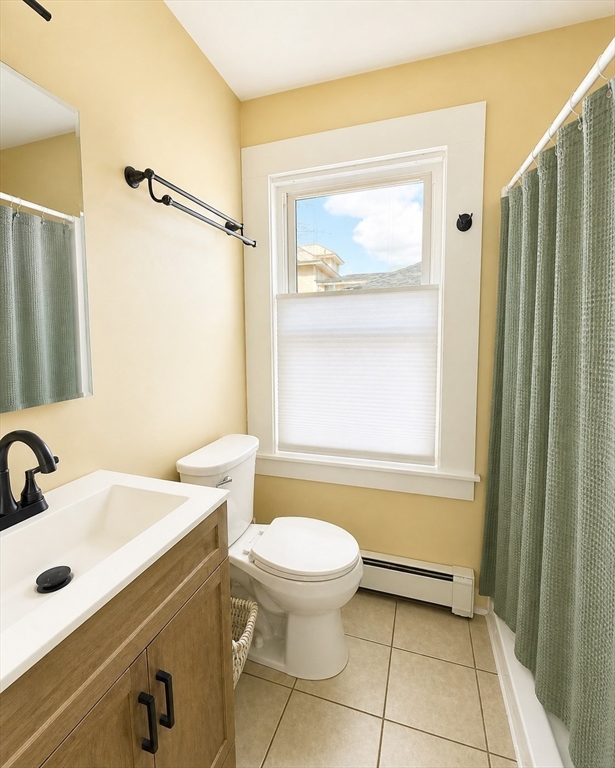 27 Holyoke St, Easthampton, MA Photo #12
