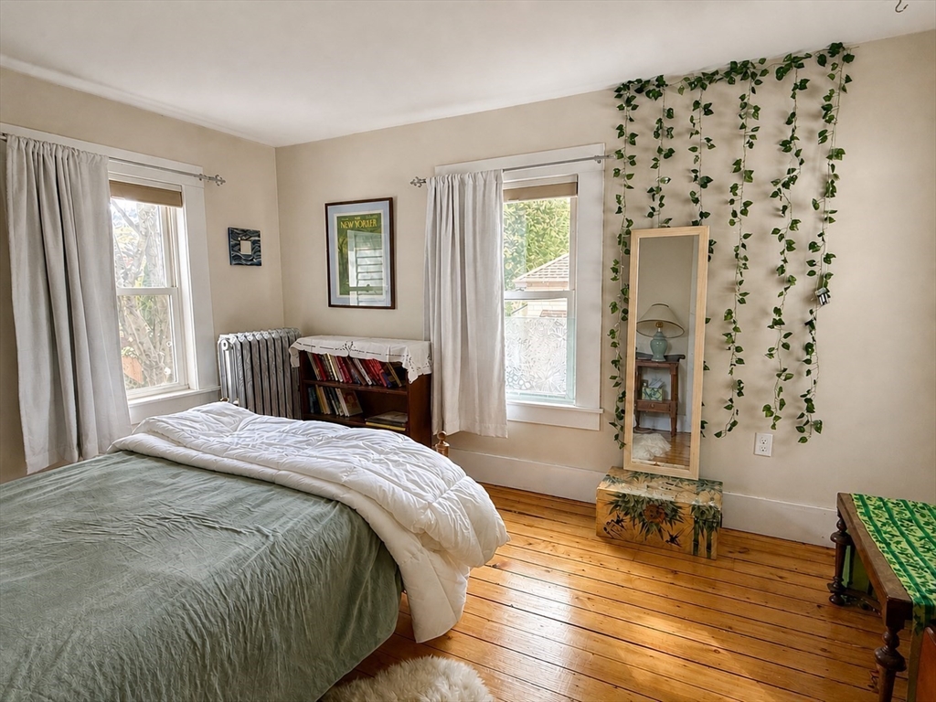 27 Holyoke St, Easthampton, MA Photo #22