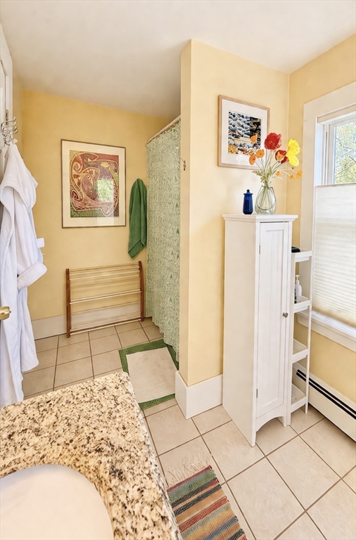 27 Holyoke St, Easthampton, MA Photo #28
