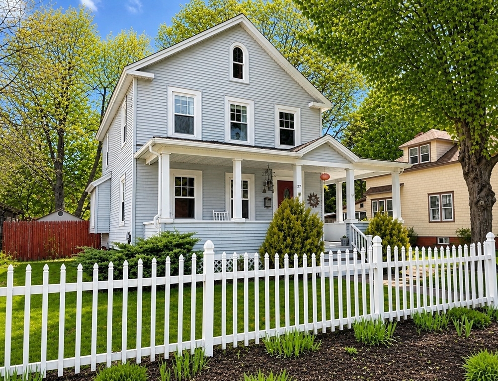27 Holyoke St, Easthampton, MA Photo #1