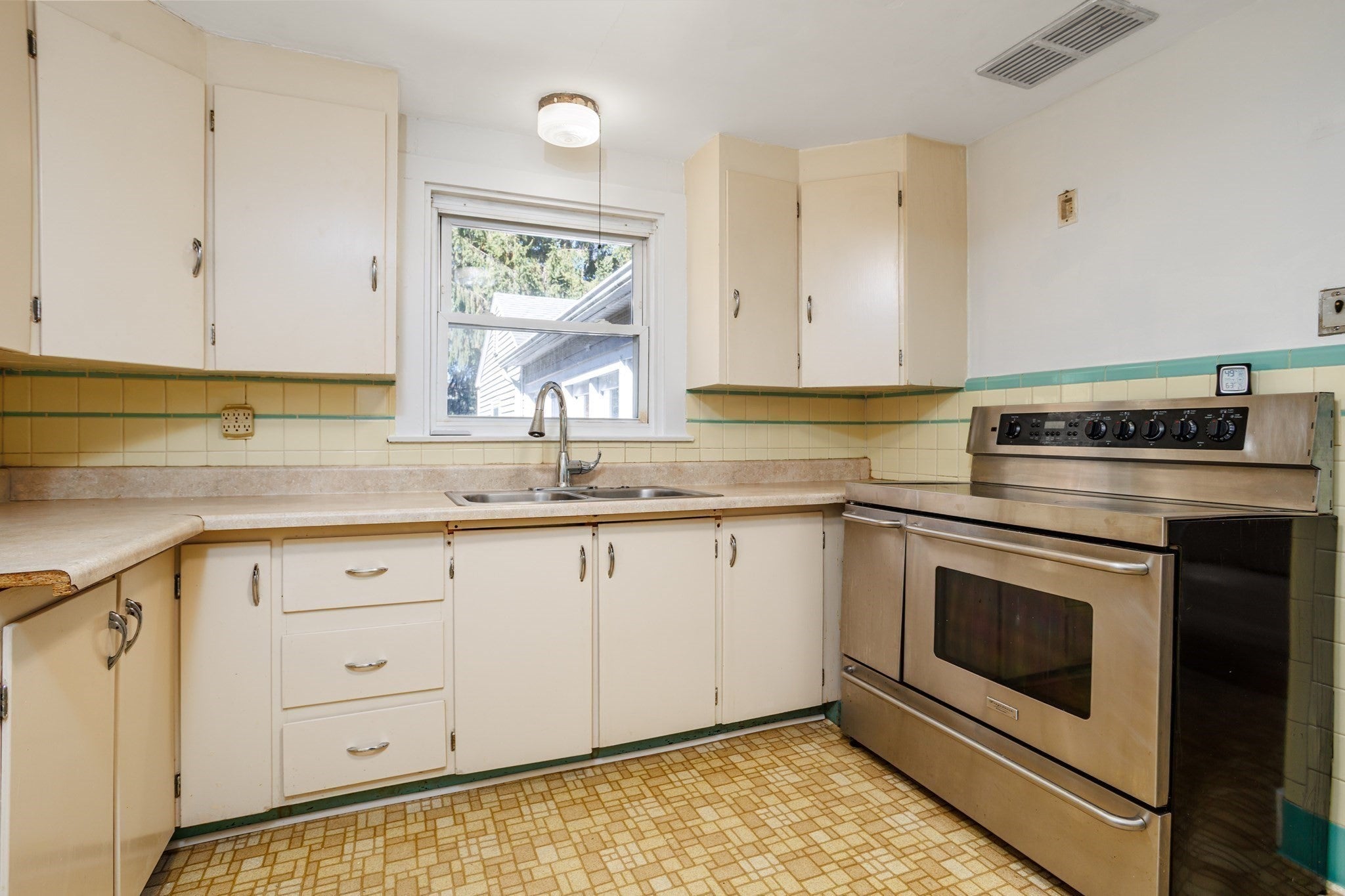 299 Prospect Street, Leominster, MA, 299 Prospect Street, Leominster, MA Photo #14