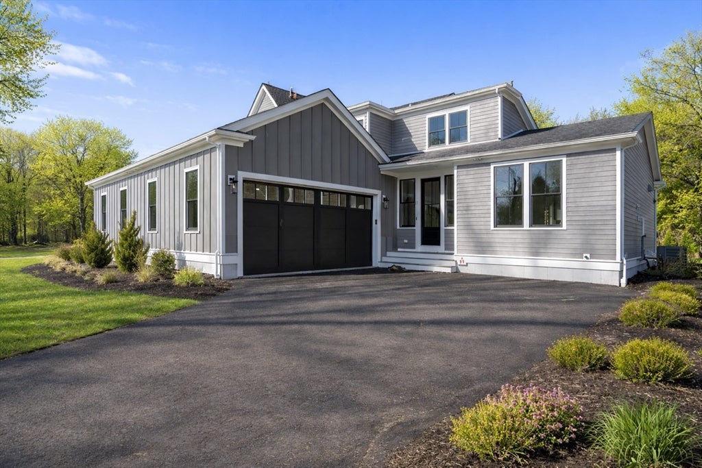 Photo of 26 Country Farm Road, Framingham, MA