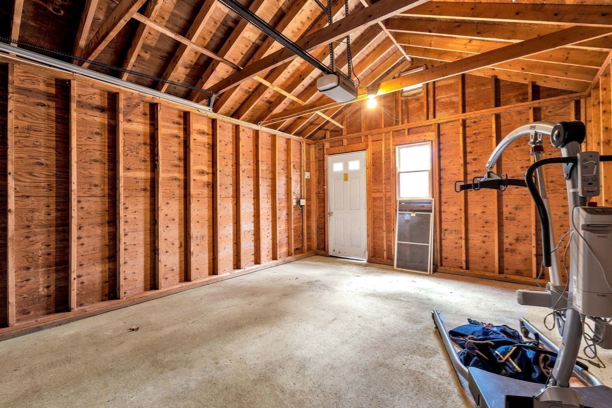 10 Bartlett Rd