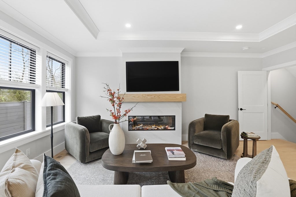 36 Loomis #401, Bedford, MA, 36 Loomis #401, Bedford, MA Photo #4