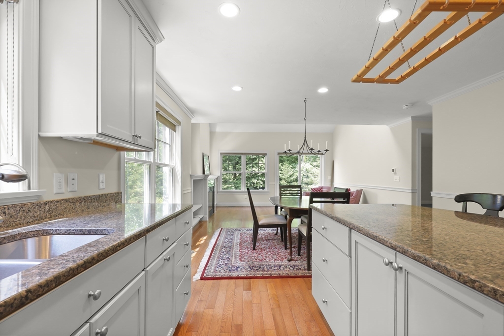 21 Pine St 1A