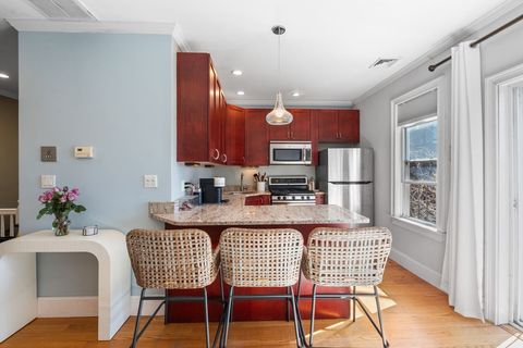 37 I St 3 Boston MA 02127