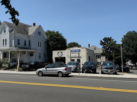 Photo of 78 Cabot Street, Beverly, MA 01915 (MLS # 73554855)