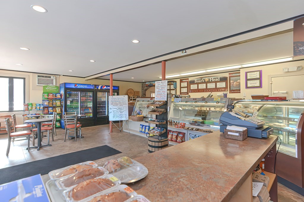 Wrentham, Massachusetts 02093, United States, ,Commercial,Active,185123