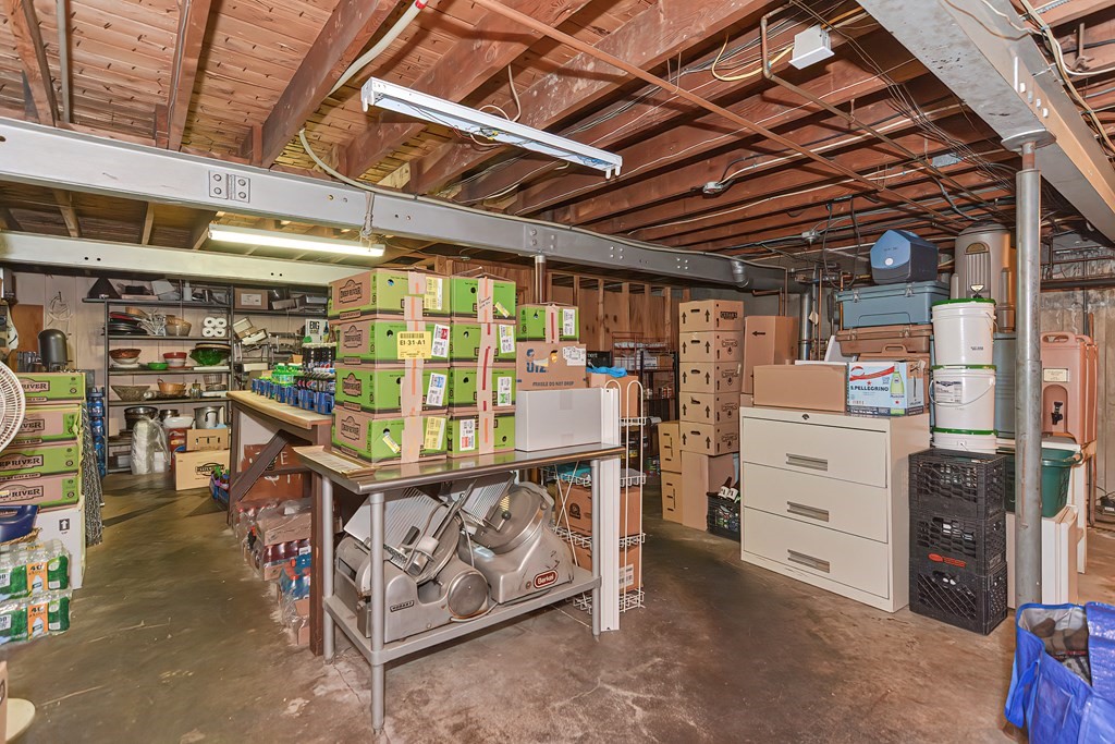 Wrentham, Massachusetts 02093, United States, ,Commercial,Active,185123