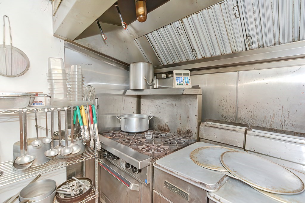 Wrentham, Massachusetts 02093, United States, ,Commercial,Active,185123