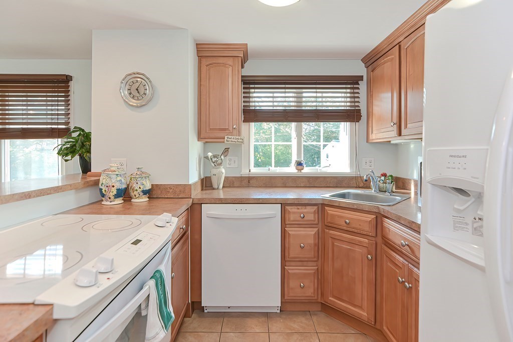 Wrentham, Massachusetts 02093, United States, ,Commercial,Active,185123