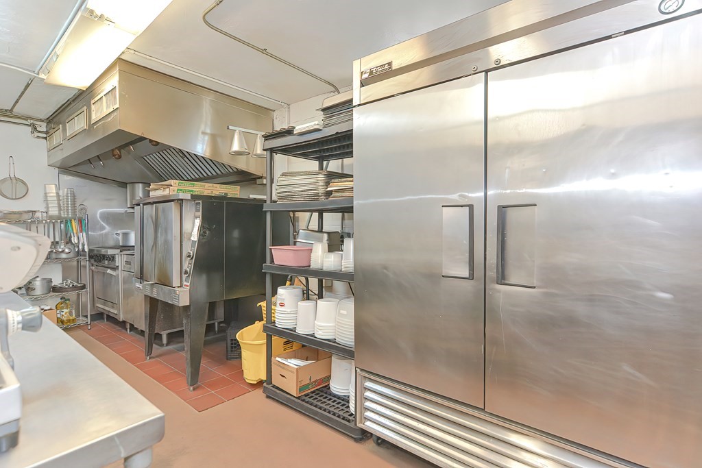 Wrentham, Massachusetts 02093, United States, ,Commercial,Active,185123