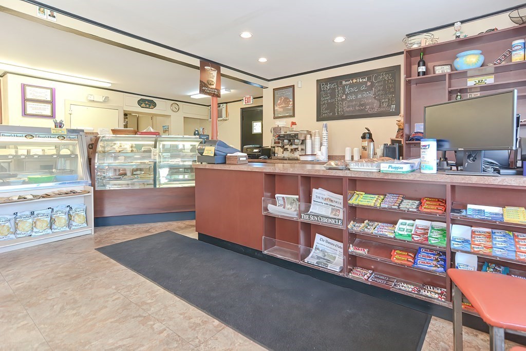 Wrentham, Massachusetts 02093, United States, ,Commercial,Active,185123