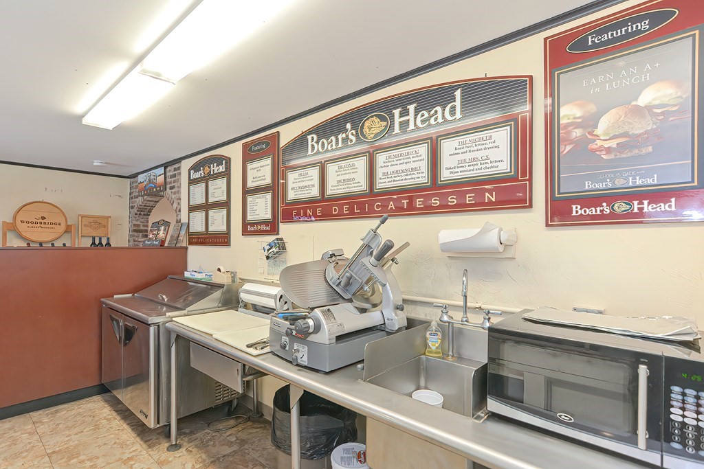 Wrentham, Massachusetts 02093, United States, ,Commercial,Active,185123