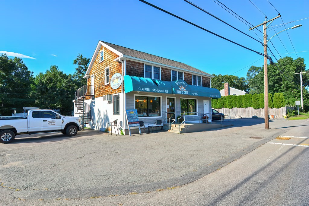 305 Shears St