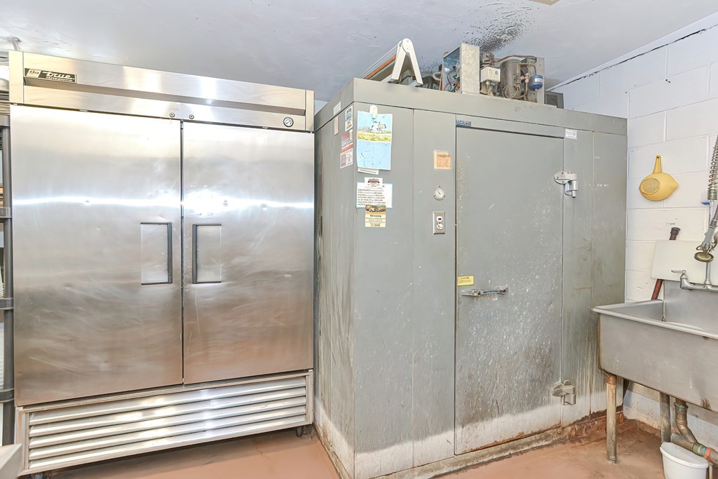 Wrentham, Massachusetts 02093, United States, ,Commercial,Active,185123