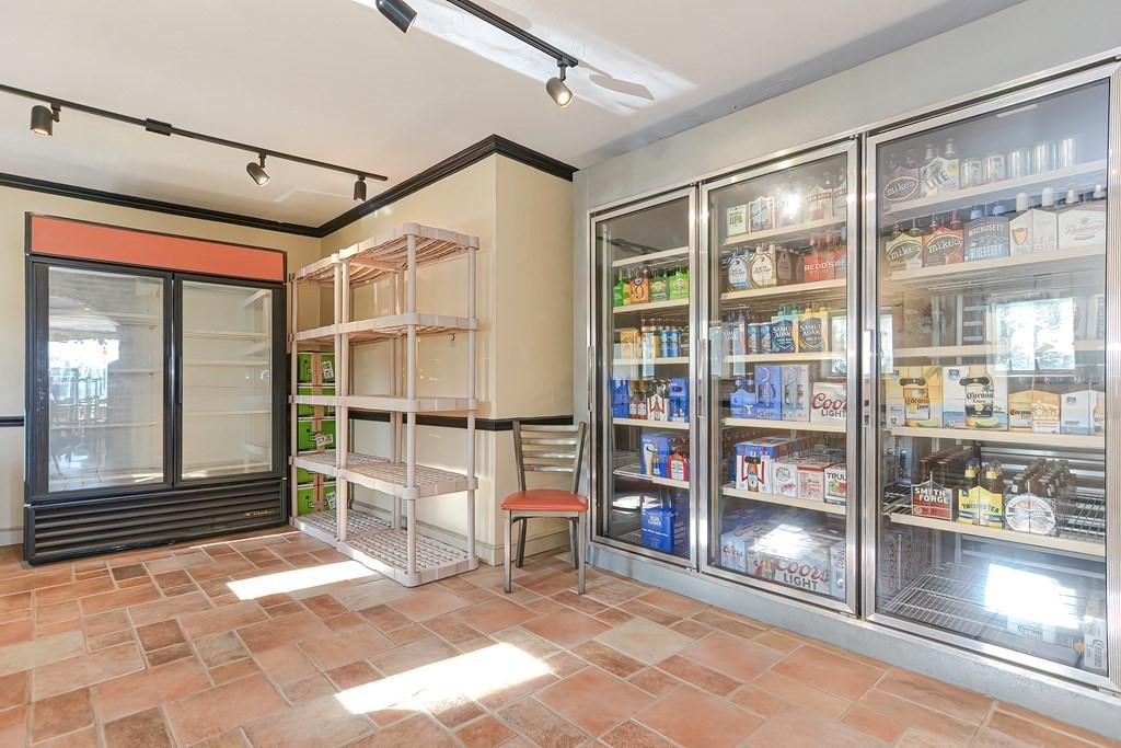 Wrentham, Massachusetts 02093, United States, ,Commercial,Active,185123