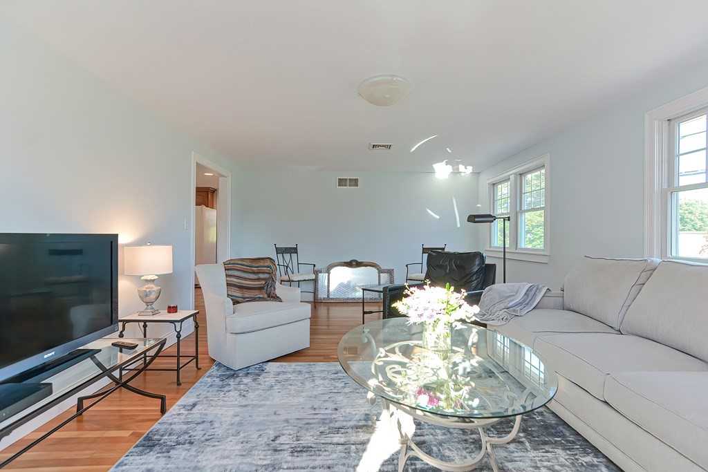 Wrentham, Massachusetts 02093, United States, ,Commercial,Active,185123