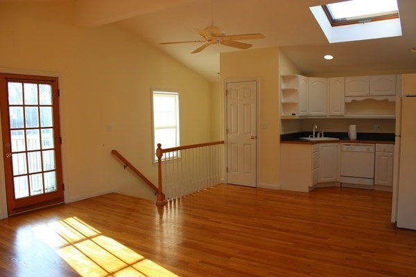 239 Robbins Street 3