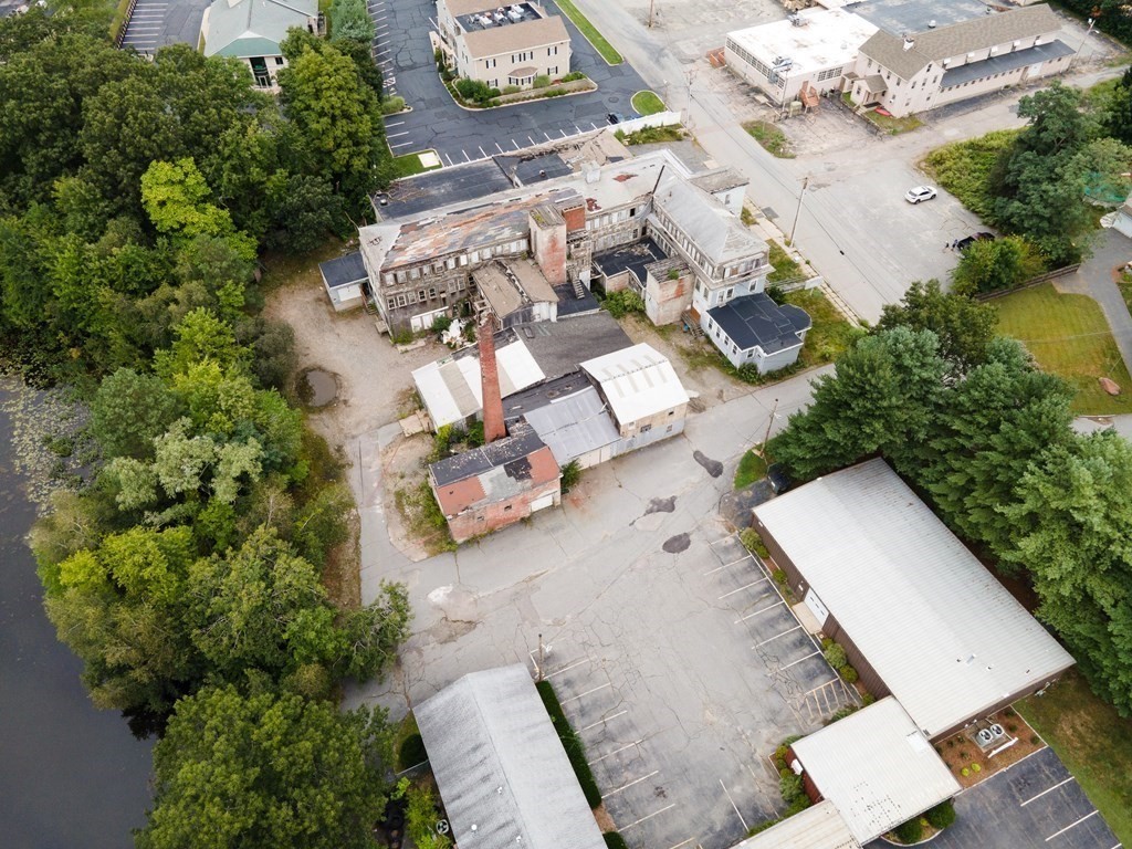 35 Robinson Avenue