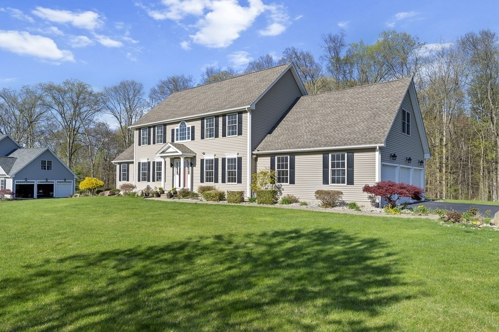 153 Canterbury Circle