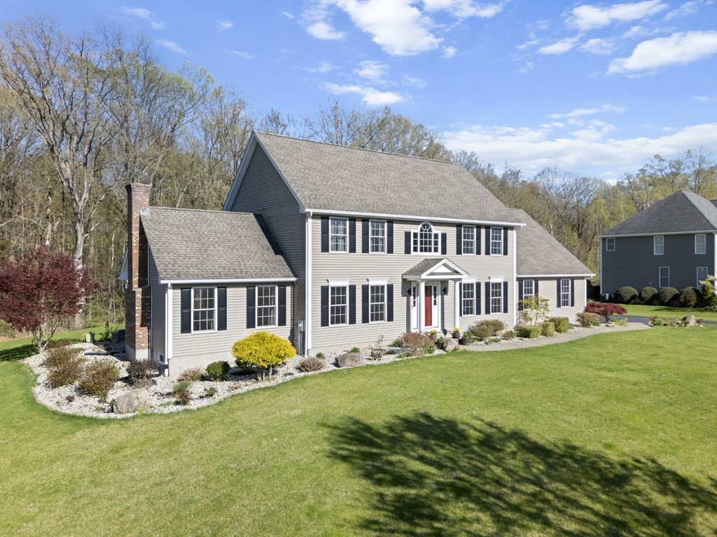 153 Canterbury Circle