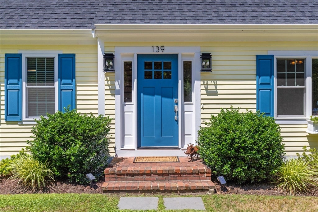 139 Fuller Rd