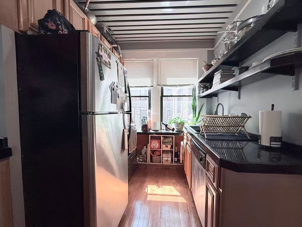 1880 Commonwealth Ave 5