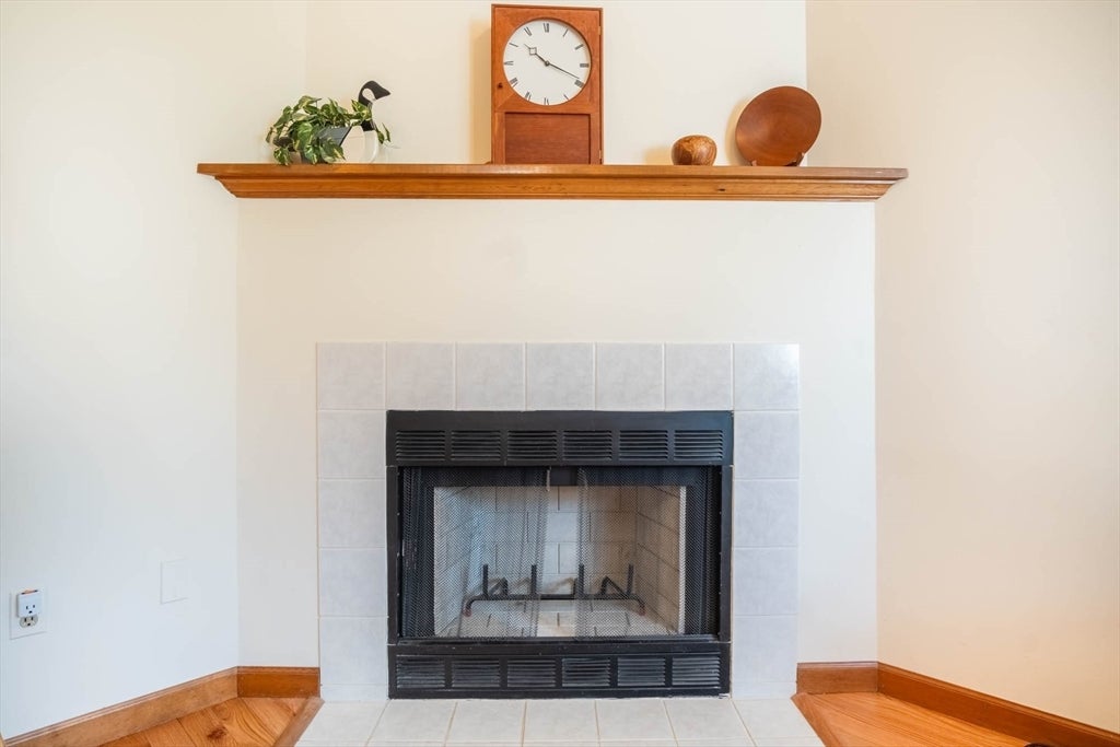 122 Brookfield Ln #122, Agawam, MA Photo #6