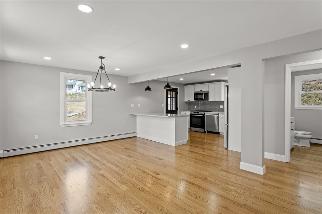 25 Rock Rd