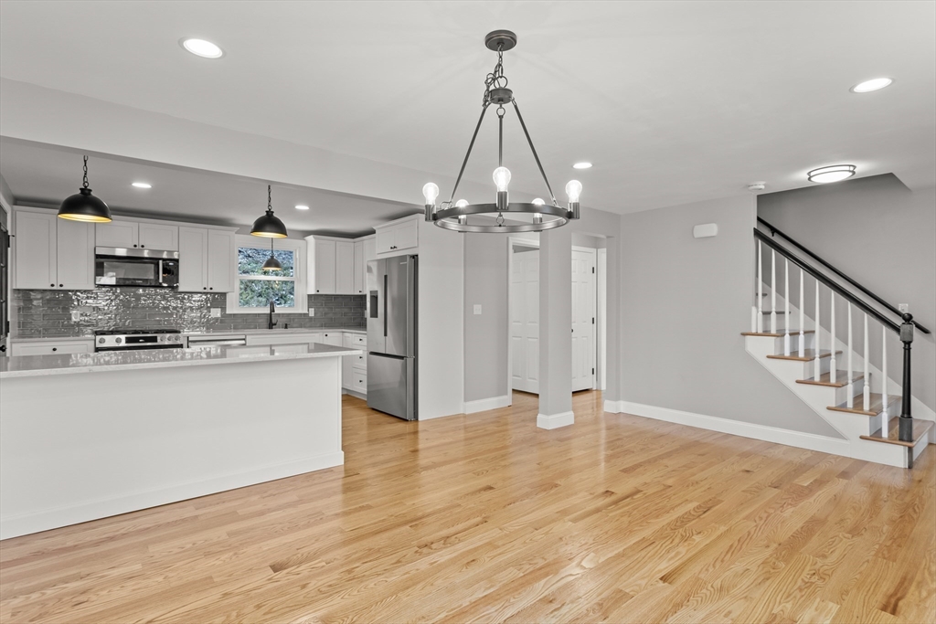 25 Rock Rd