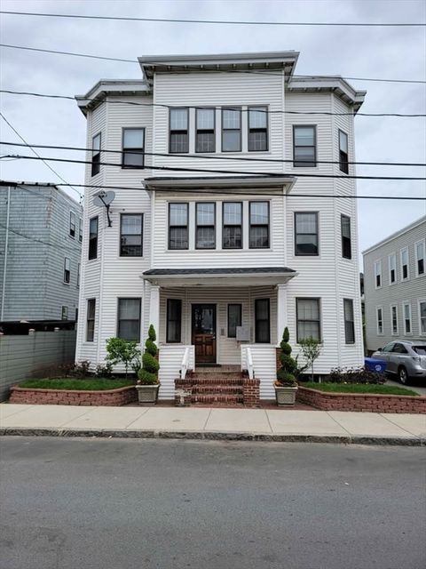 102 Congress Ave 2 Chelsea MA 02150