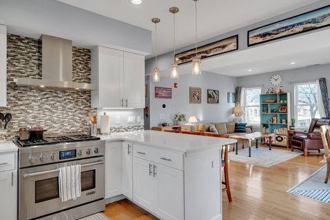 Photo of 104 Holland St #3, Somerville, MA 02144 (MLS # 73481402)