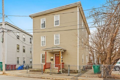 6-8 Dalton St Lowell MA 01850