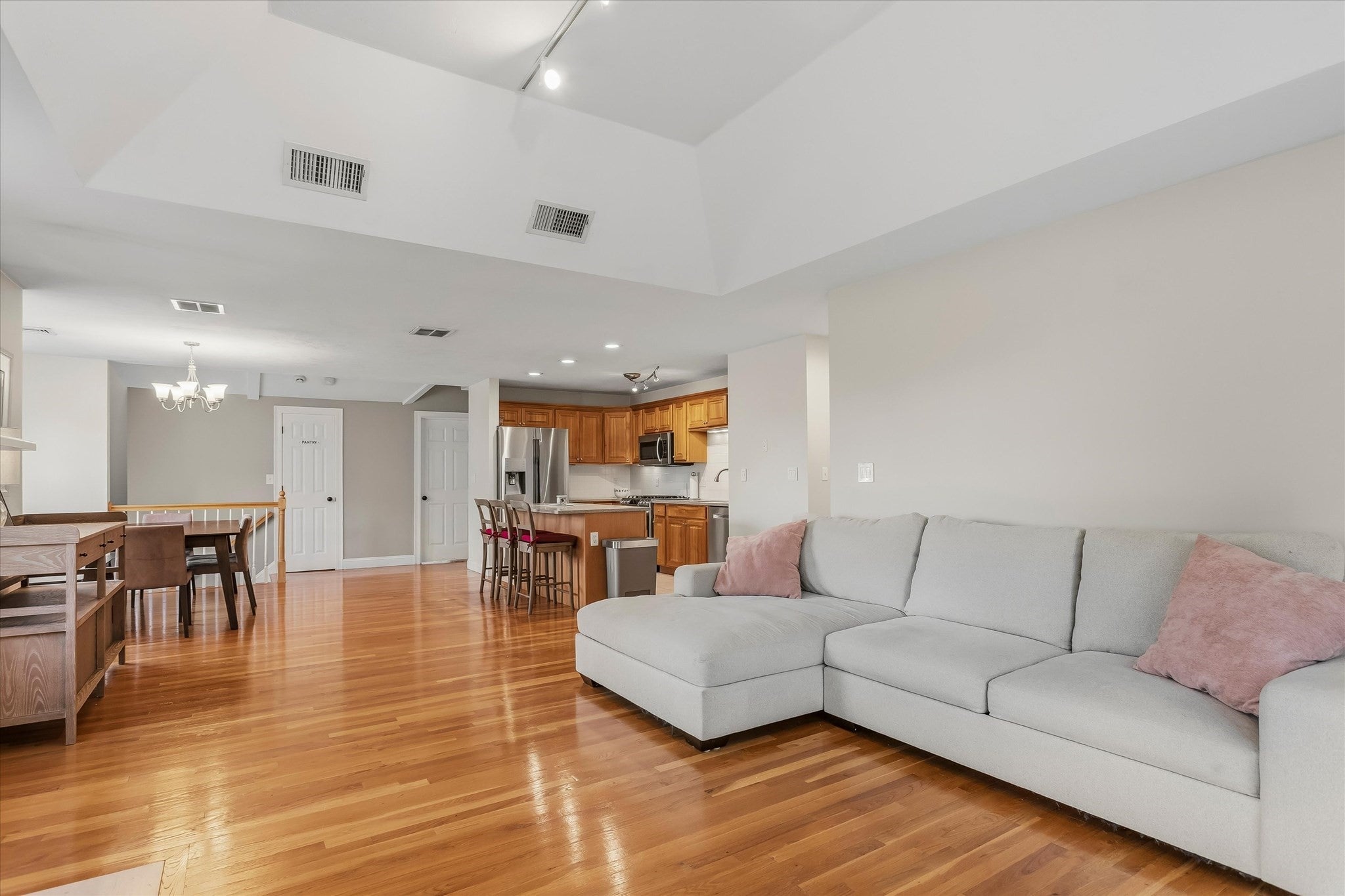 45 Short St #45, Norwood, MA, 45 Short St #45, Norwood, MA Photo #13