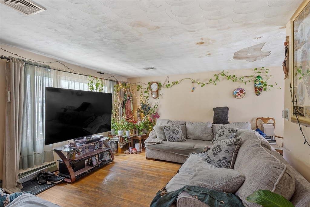 62 Highland Ave