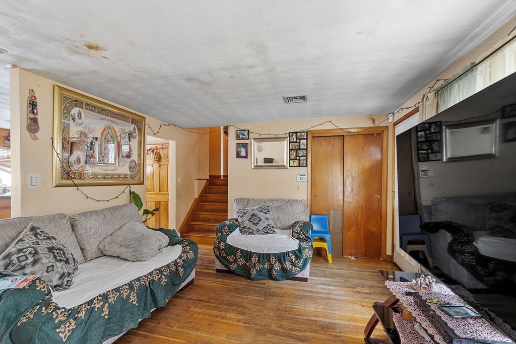 62 Highland Ave