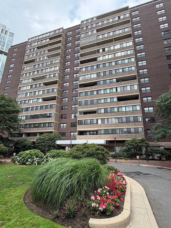 9 Hawthorne Pl #7H, Boston, MA, 9 Hawthorne Pl #7H, Boston, MA Photo #12