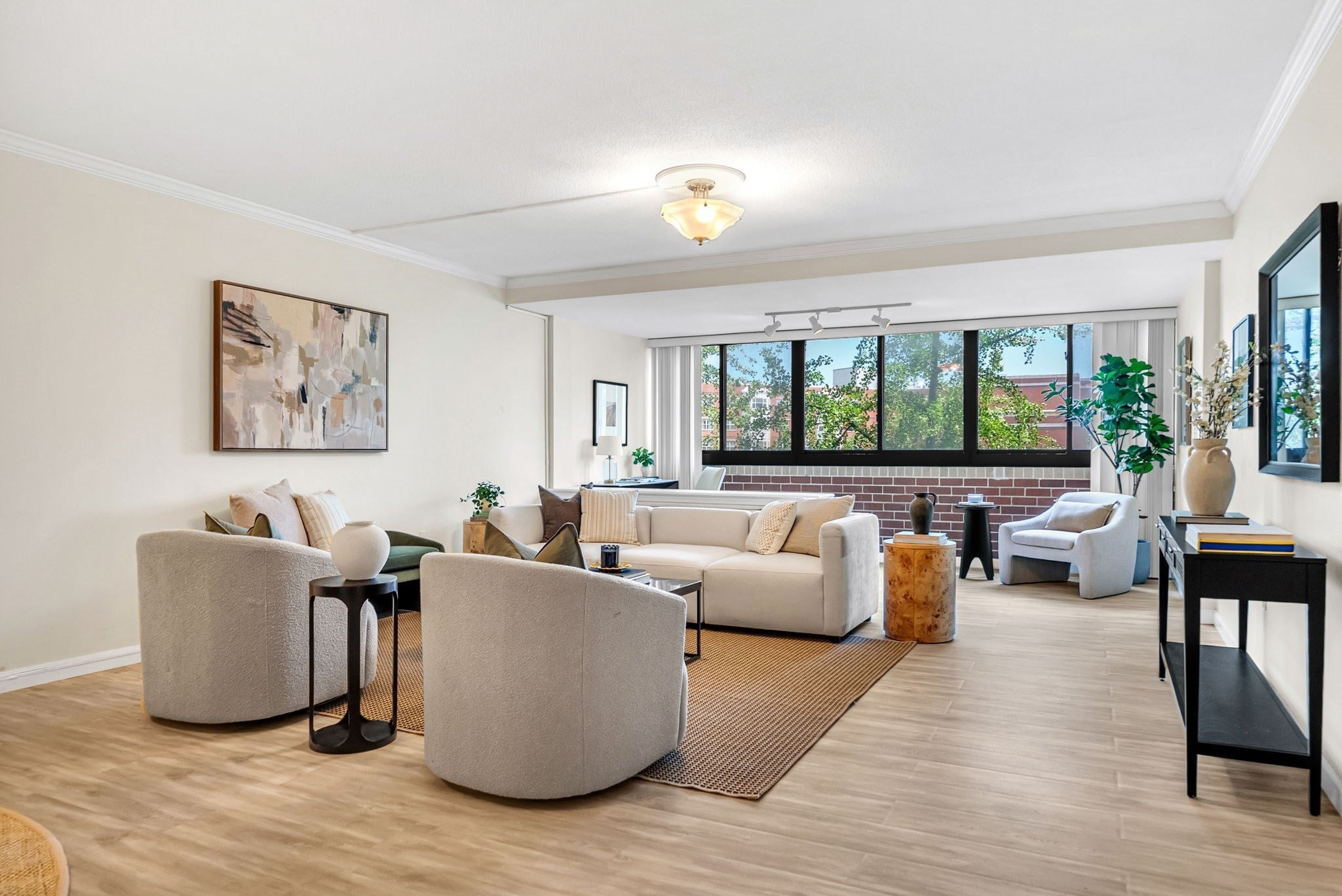 9 Hawthorne Pl 7H