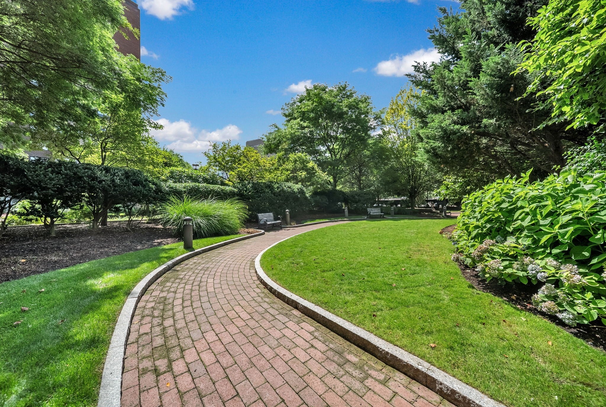 9 Hawthorne Pl #7H, Boston, MA Photo #24