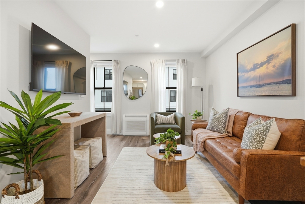 7 Water Street 2