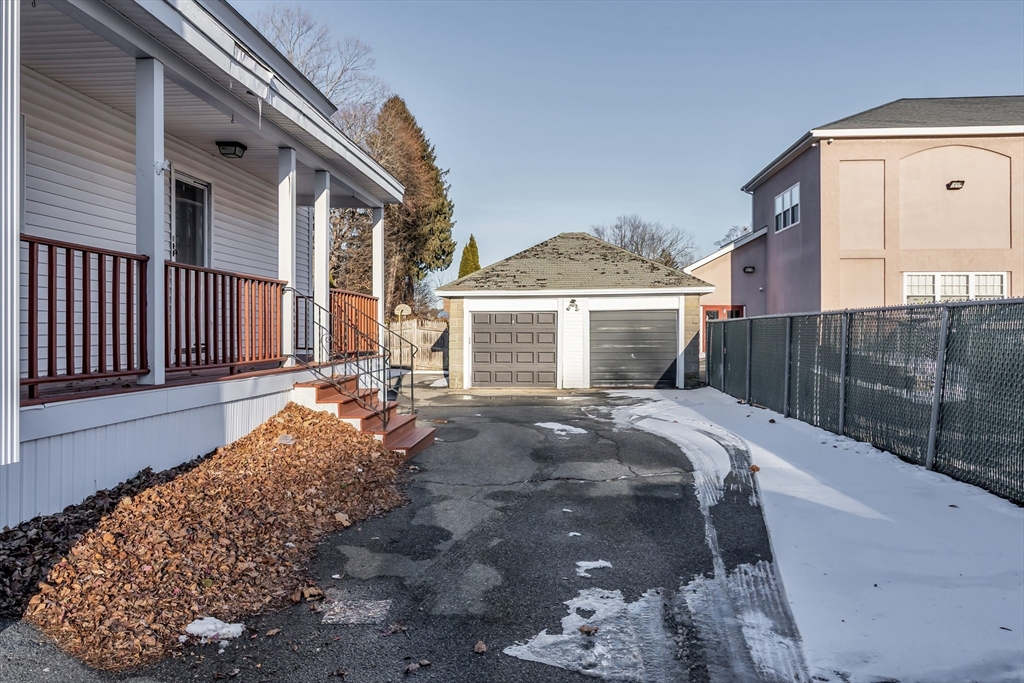 70-72 Maple Avenue 3