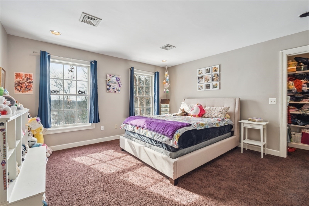 Sherborn, Massachusetts 01770, United States, 5 Bedrooms Bedrooms, ,5 BathroomsBathrooms,Residential,Active,154979