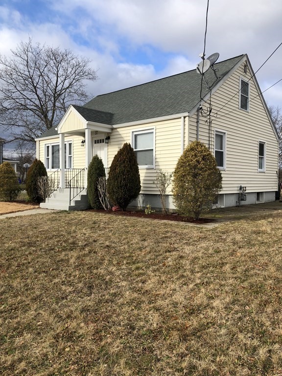 37 Turner St